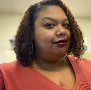 Meet your Posher, Nikki